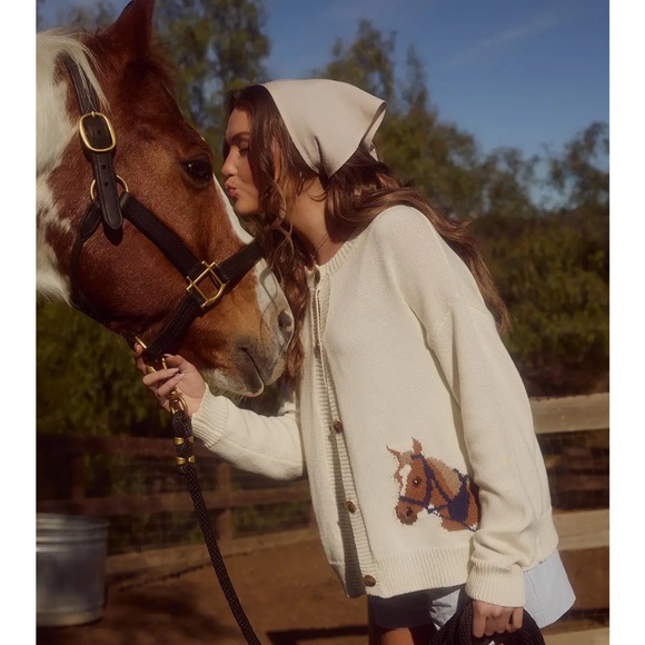 NWT Western Horse Graphic Cardigan Sweater - Picture 2 of 6